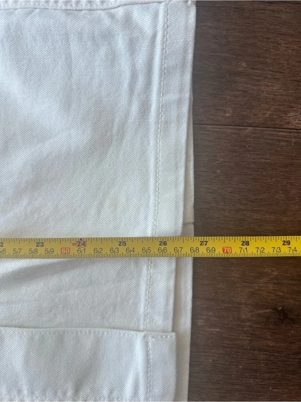 Point Sur J. Crew White Button-Front Denim Skirt
